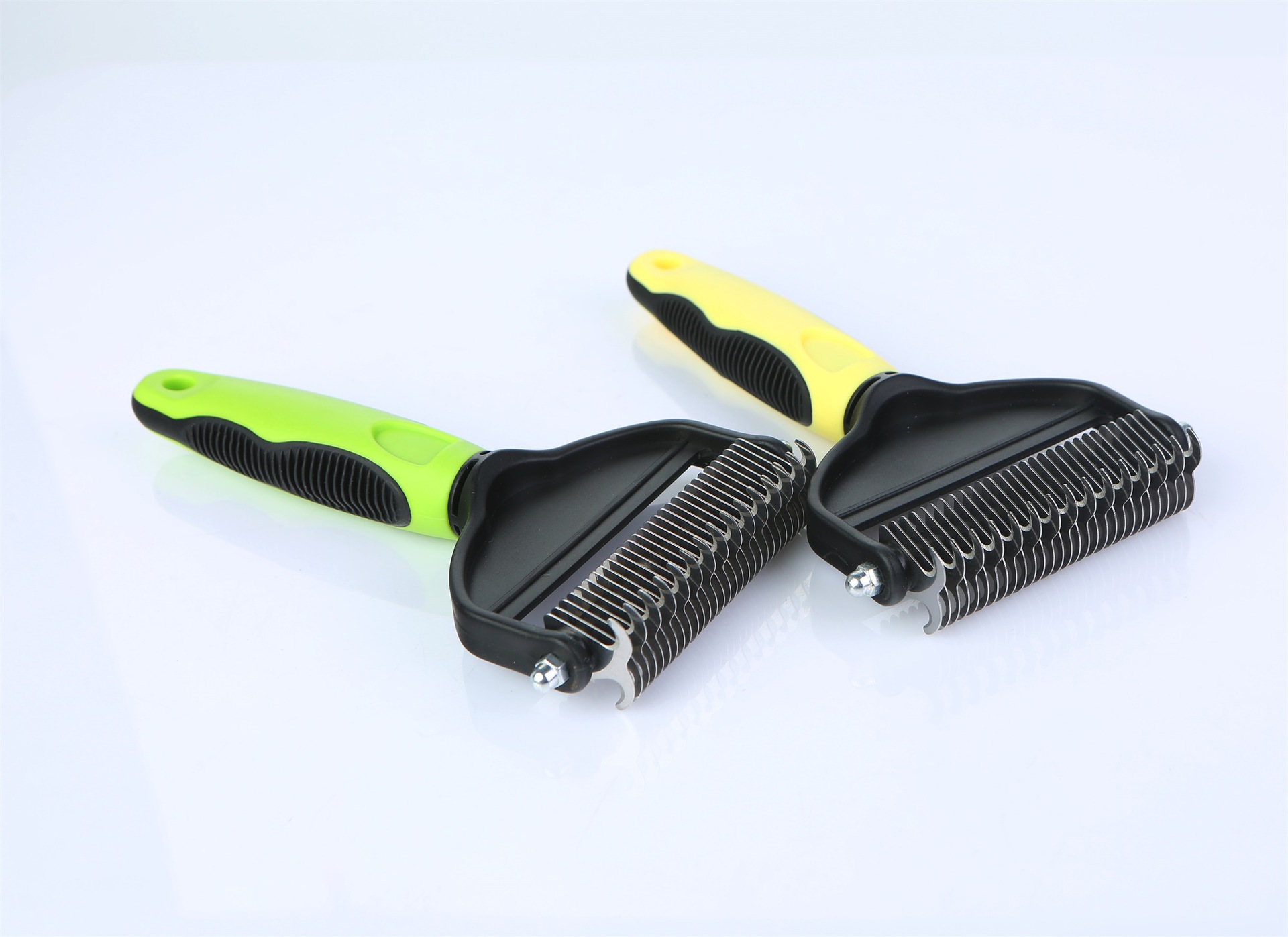 Double-edged Deshedding Pet Brush
